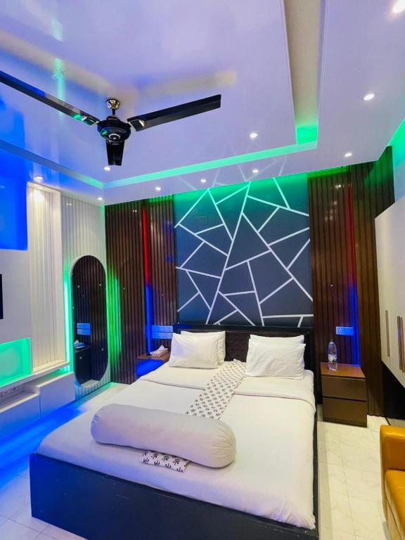 Executive Single at Rainbow Guest House